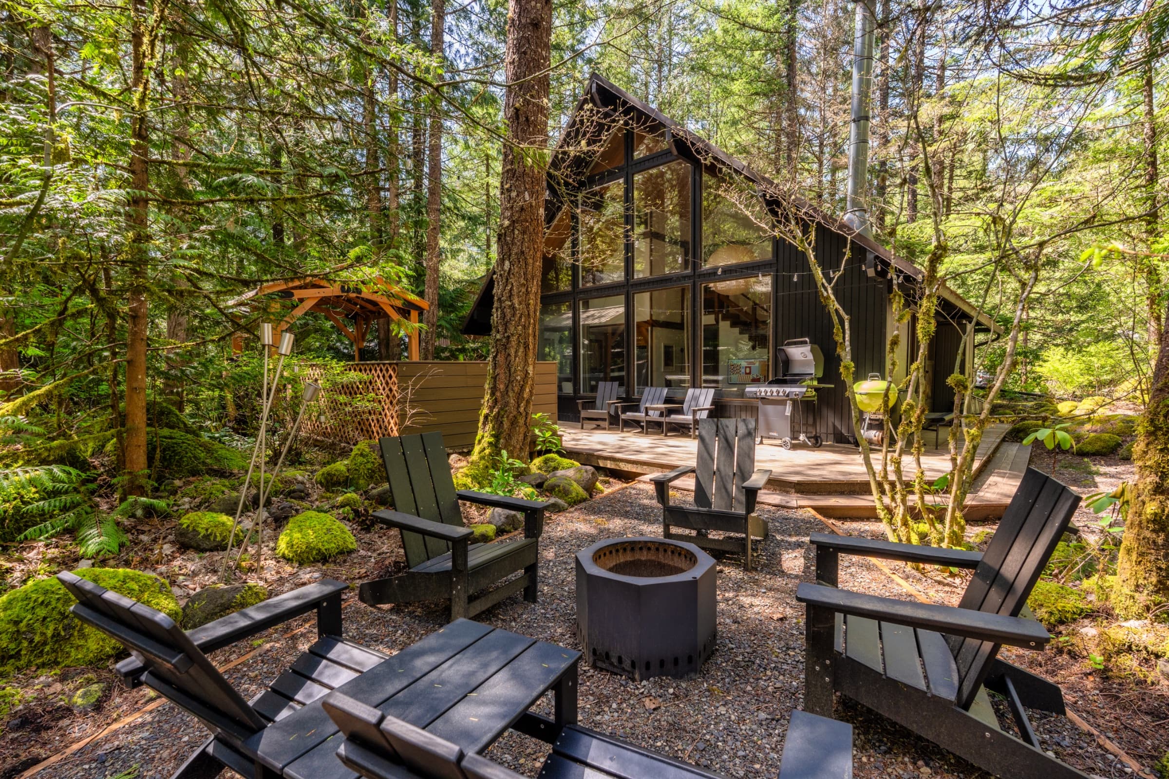 Cozy Mt Hood Cabin in Zig Zag Village
